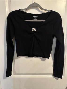 PacSun Black Long-Sleeve V-Neck Crop Top with Bow Accent